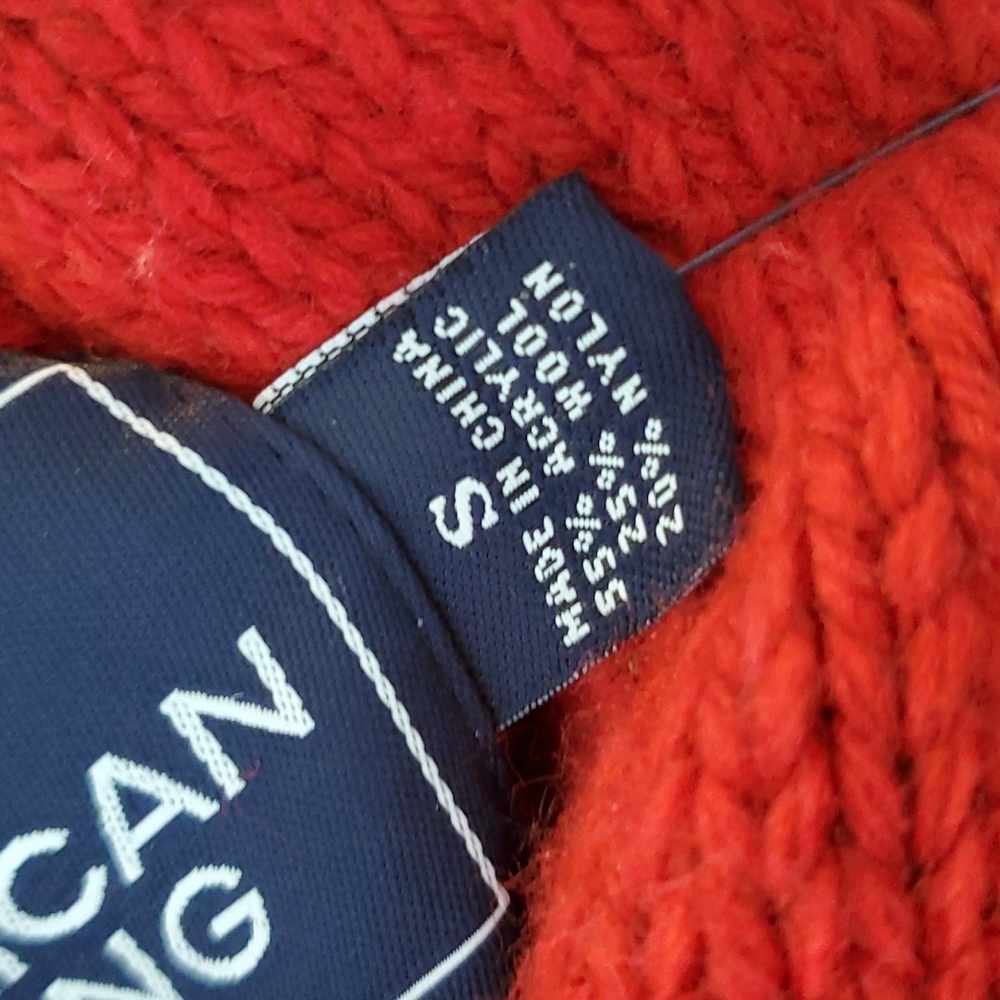 Men's Sweater - Picture 7 of 7